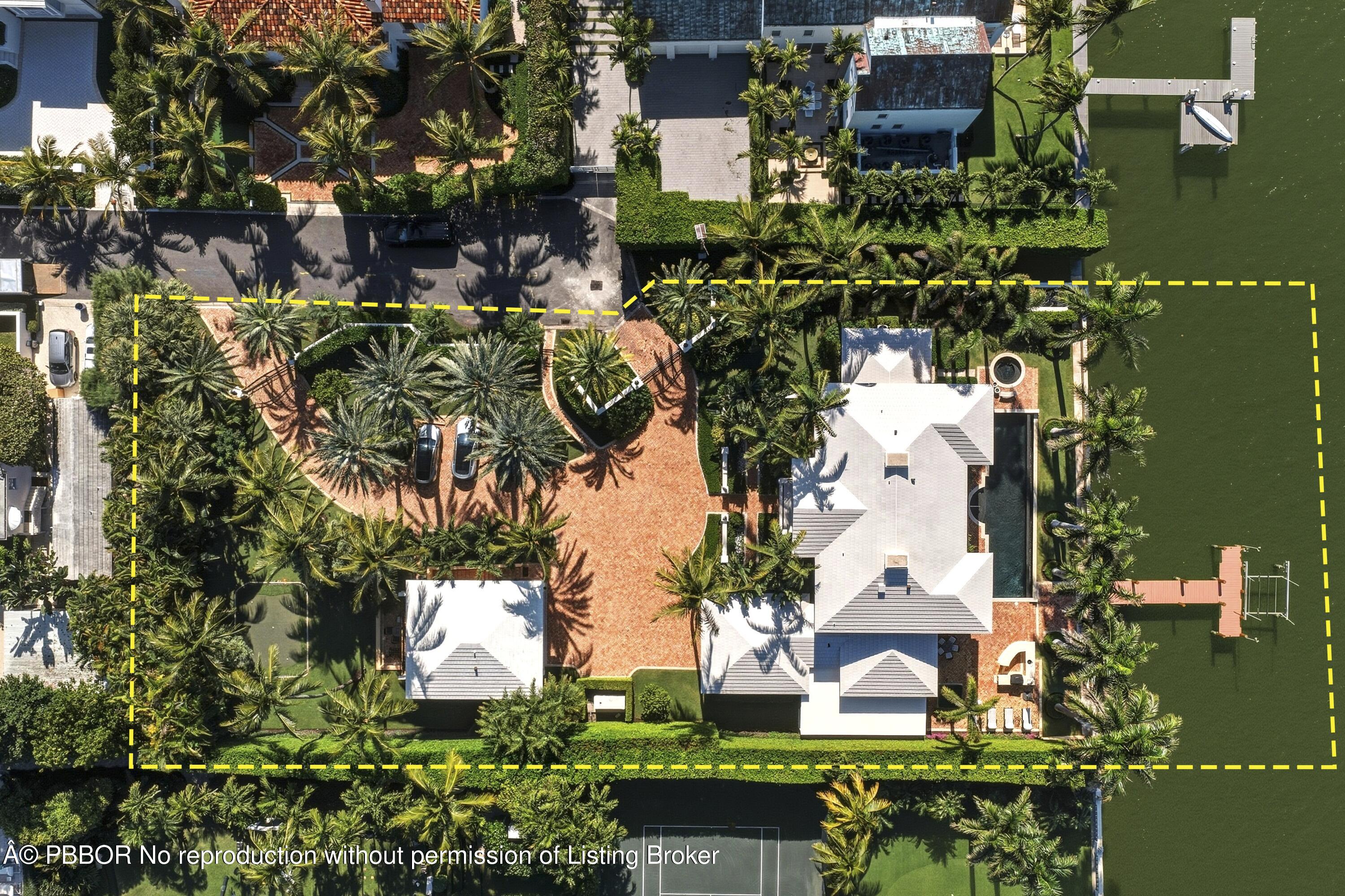 127 Ocean View Road Palm Beach, FL 33480 - Photo 88 of 96 DJI_20260116122012_0132_D_with_grass_2