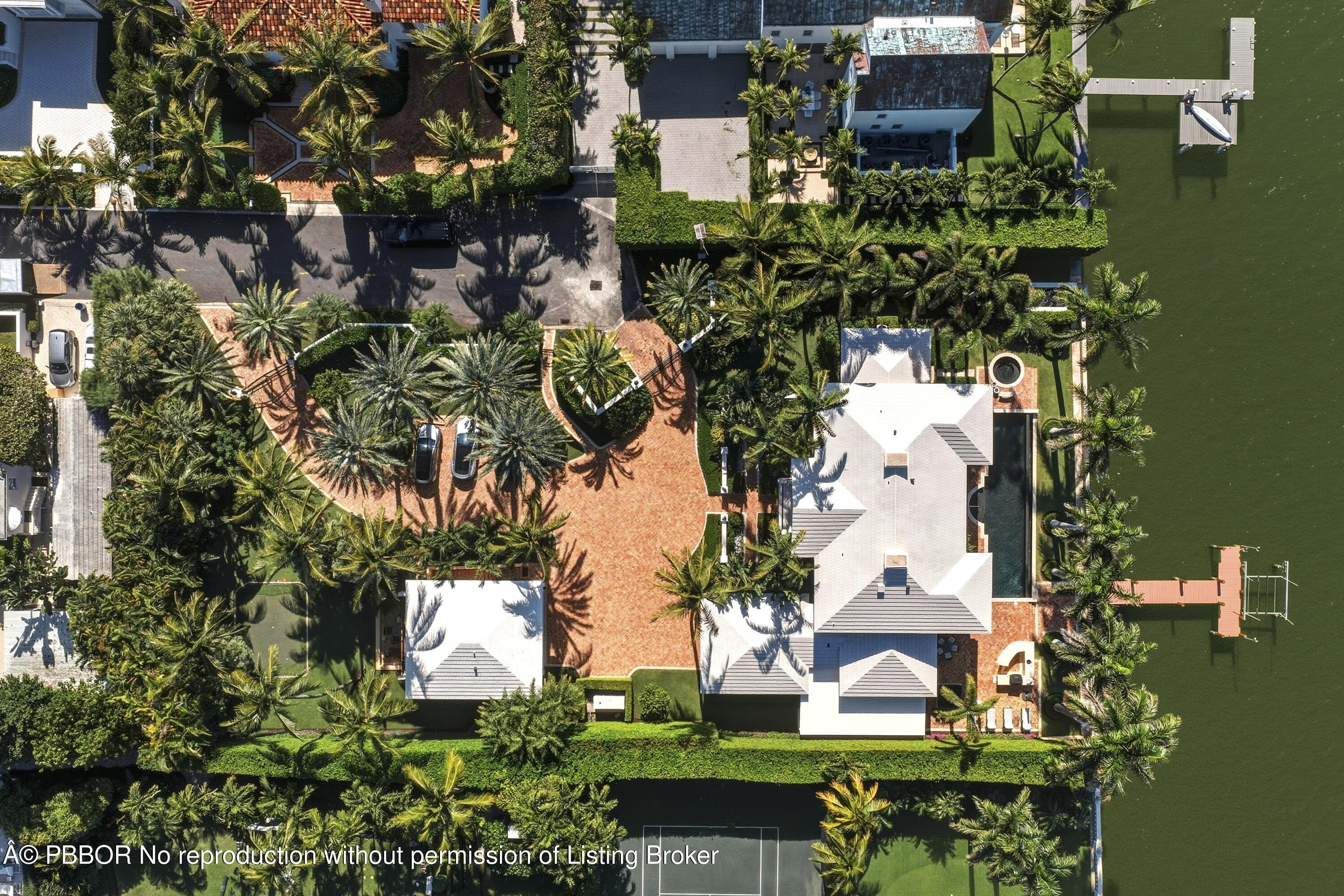 127 Ocean View Road Palm Beach, FL 33480 - Photo 89 of 96 DJI_20260116122012_0132_D_with_grass