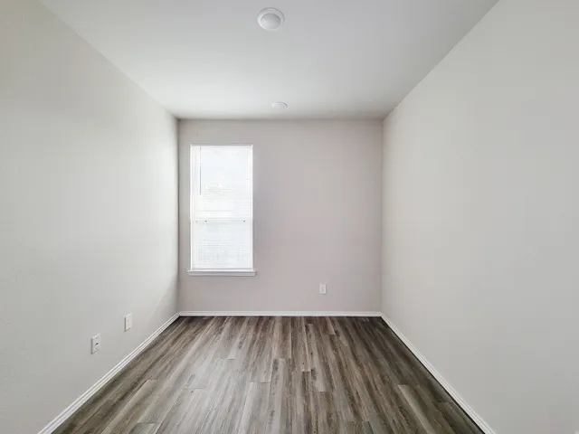 $1,325 | 11720 White Cedar Street, Willis, TX 77318