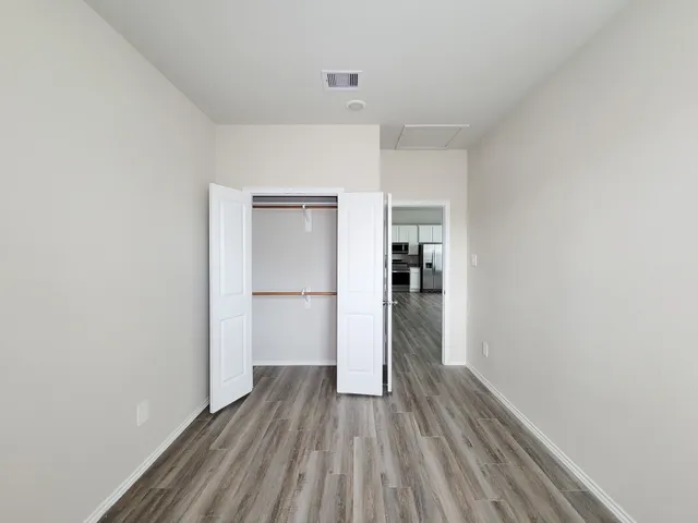 $1,325 | 11720 White Cedar Street, Willis, TX 77318