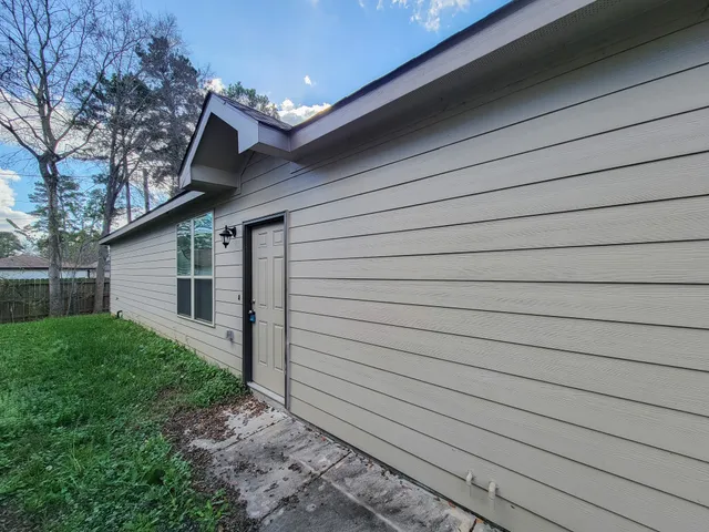 $1,325 | 11720 White Cedar Street, Willis, TX 77318