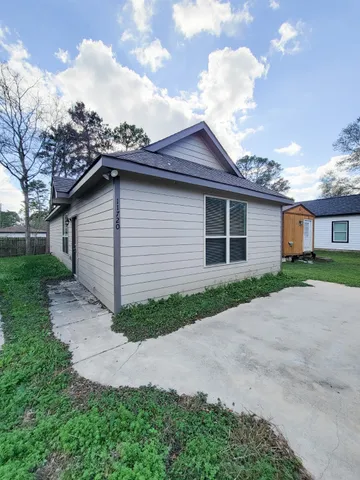 $1,325 | 11720 White Cedar Street, Willis, TX 77318