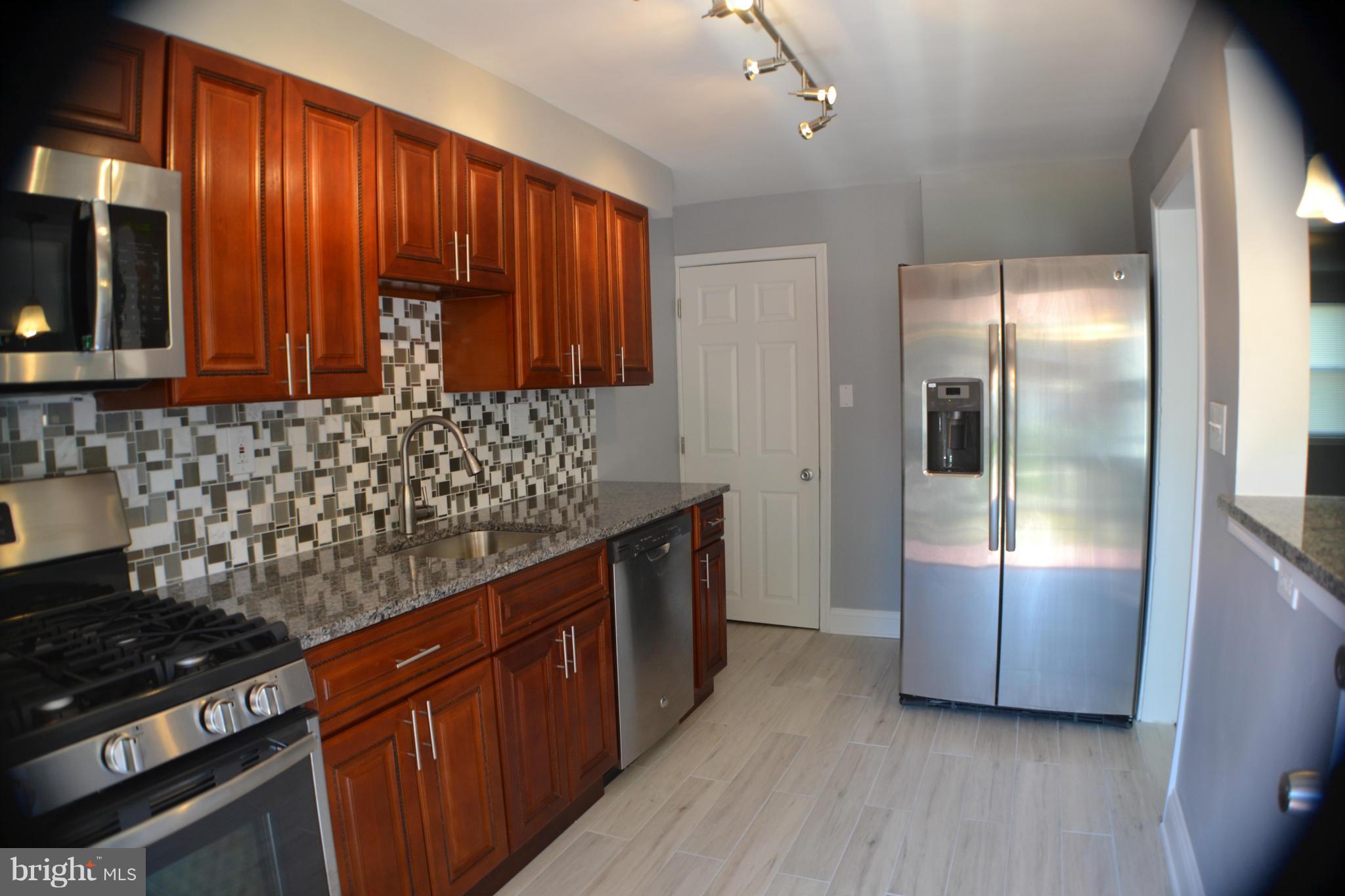 5408 Leith Road Baltimore, MD 21239 - Photo 8 of 19 Kitchen