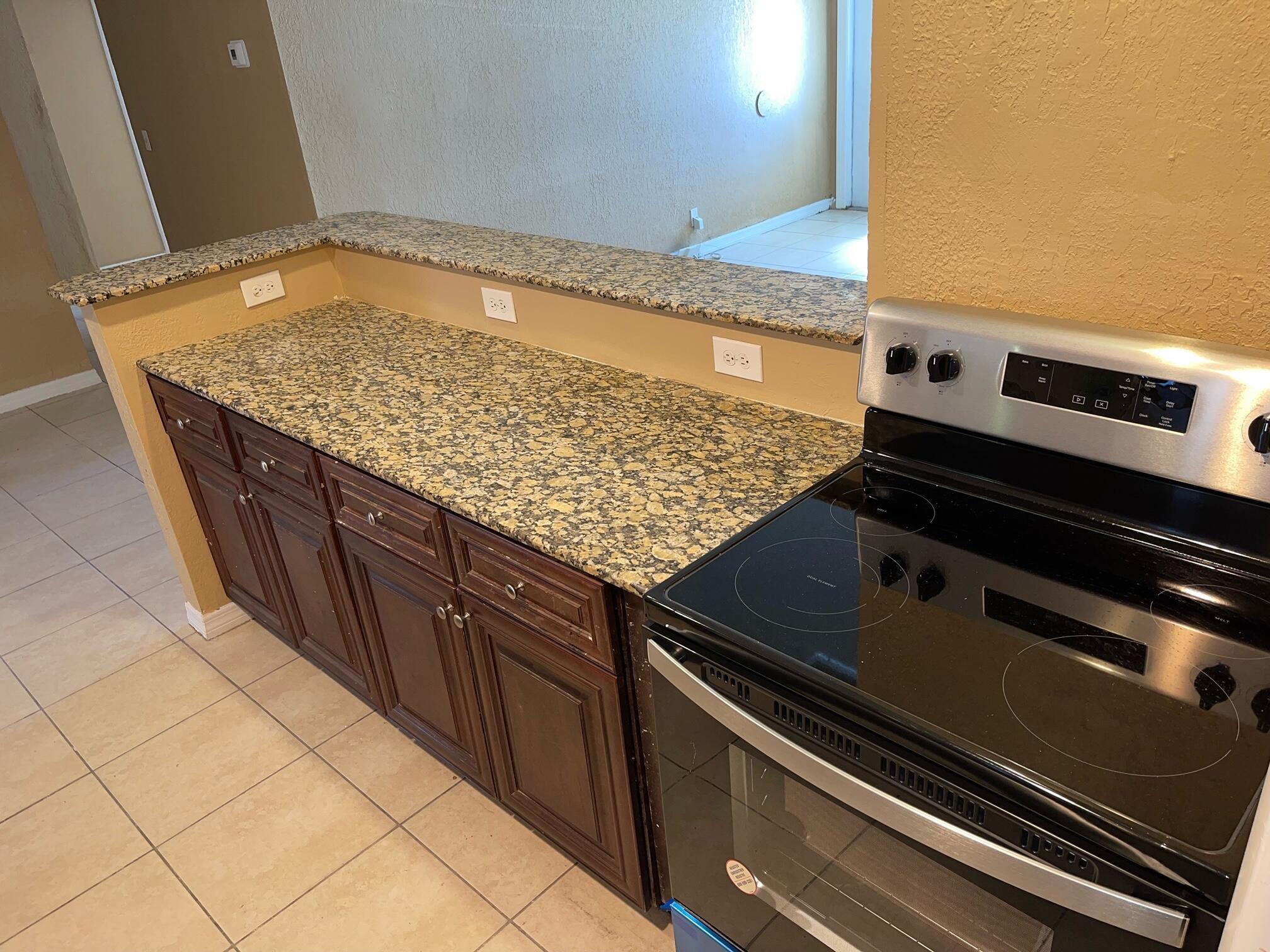 1650 West 12th Court Riviera Beach, FL 33404 - Photo 3 of 17 image5