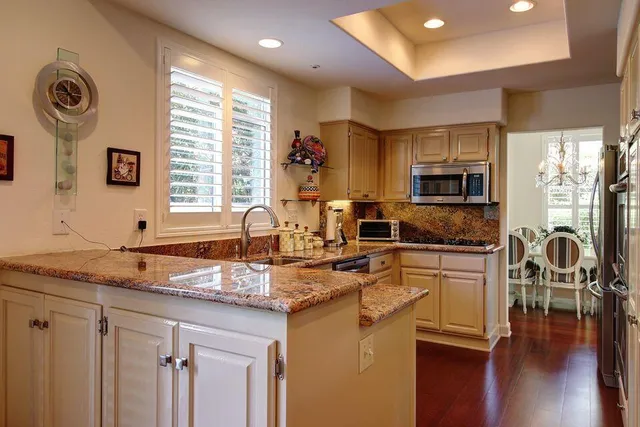 $4,500 | 1250-3 Cravens Lane, Carpinteria, CA 93013