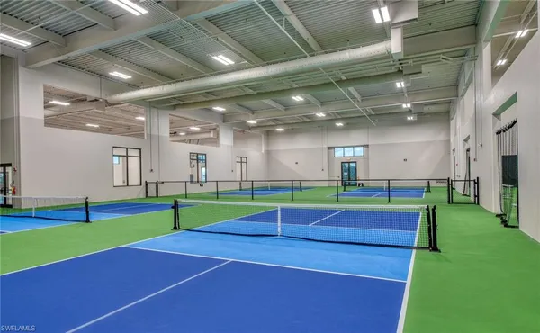 a view of an empty room with a entertaining space