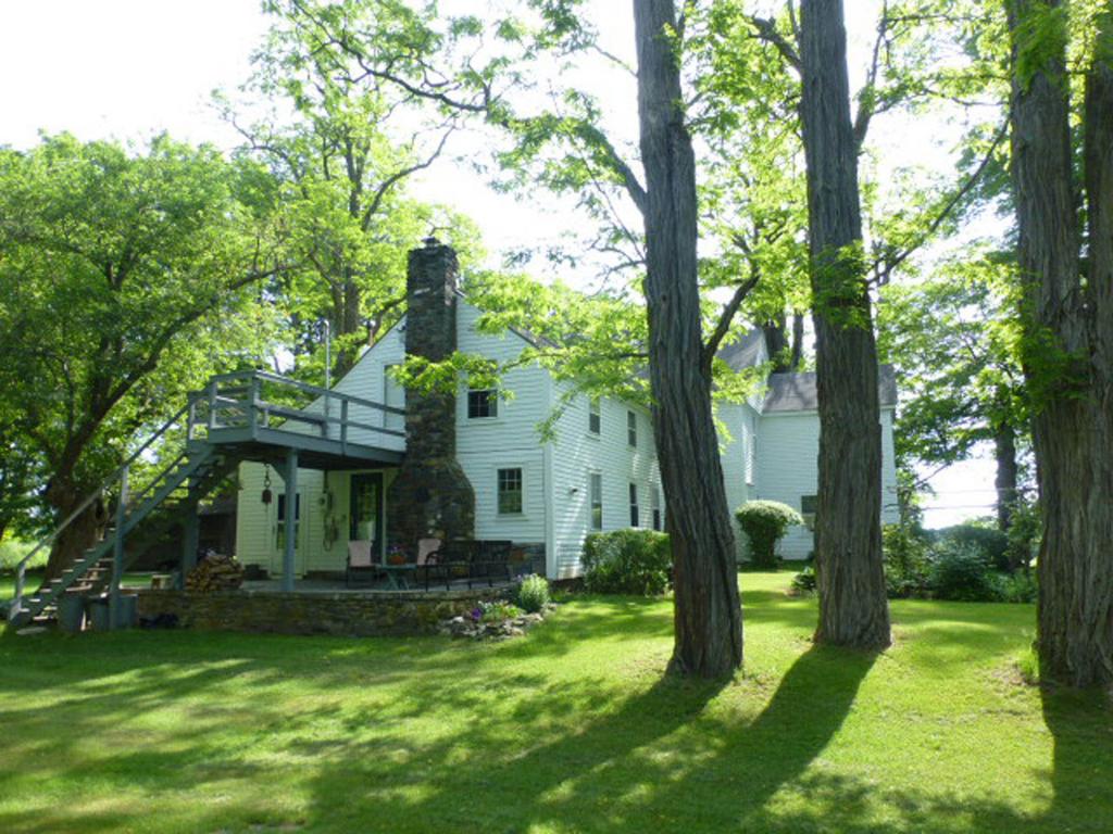 728 West Hill Road Putney, VT 05346 - Photo 6 of 31 Gallery Image 6
