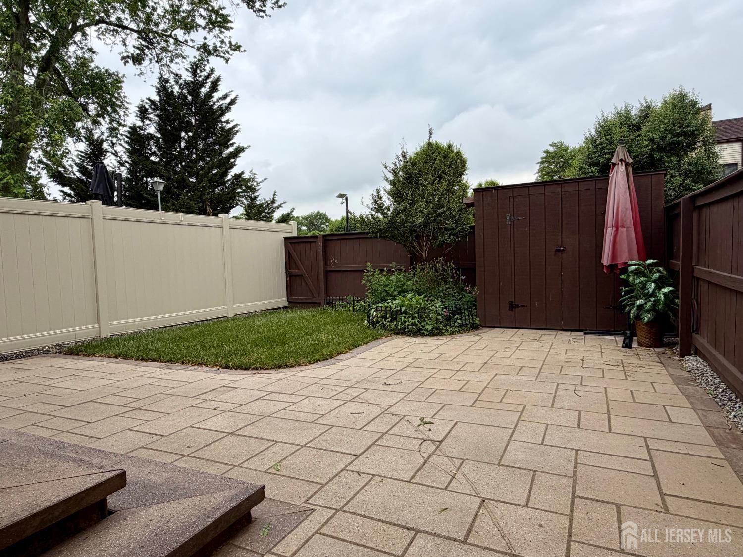 377 Bolton Road East Windsor, NJ 08520 - Photo 30 of 31