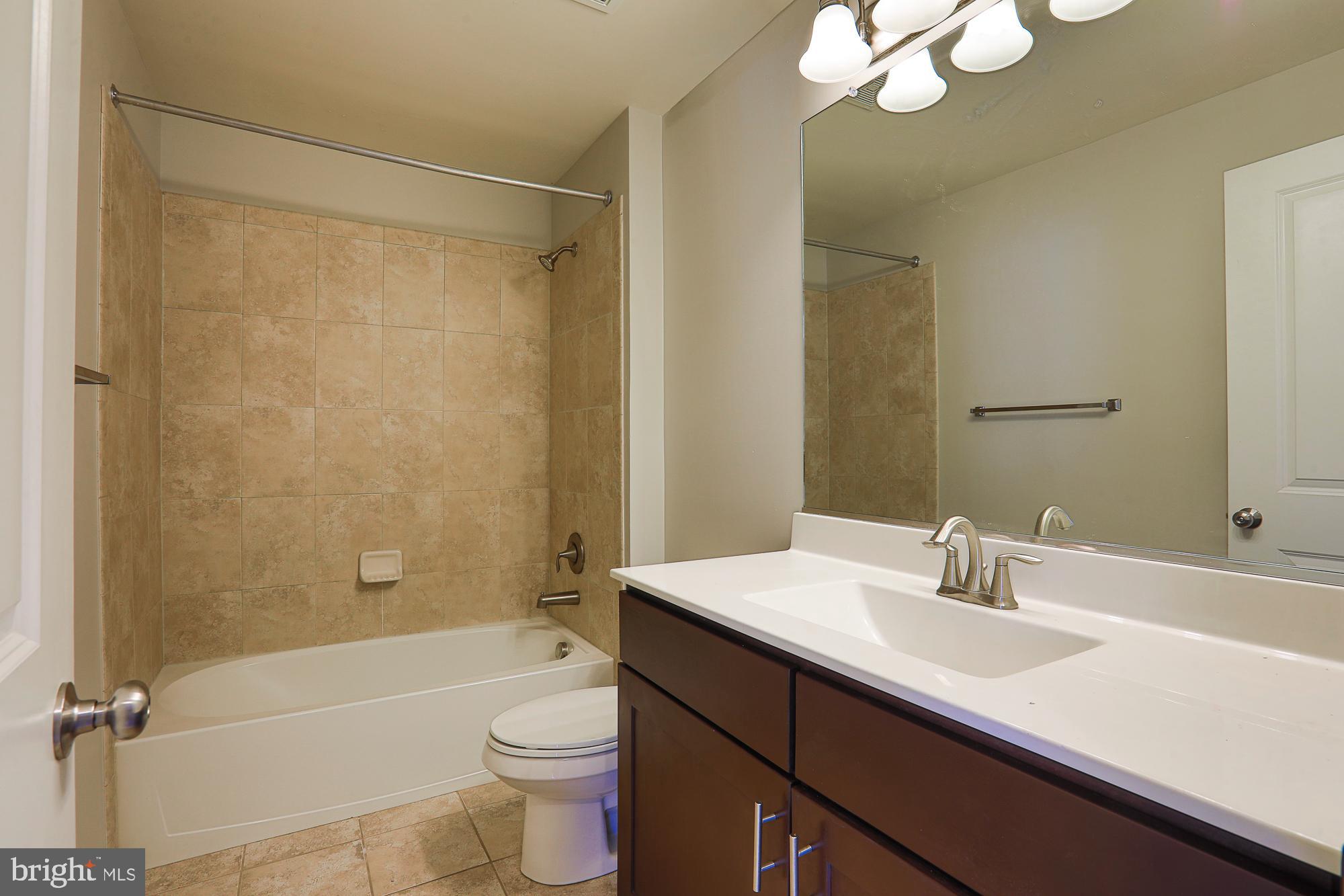 2019 Case Road Baltimore, MD 21222 - Photo 40 of 53 Main Full Bathroom.