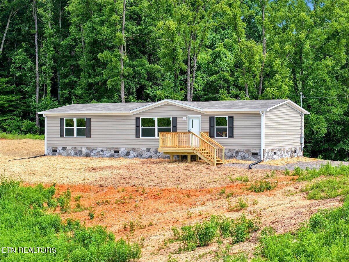 189 Laura Boling Loop Road Strawberry Plains, TN 37871 - Photo 2 of 32 02-189 Laura Boling Loop Rd 2