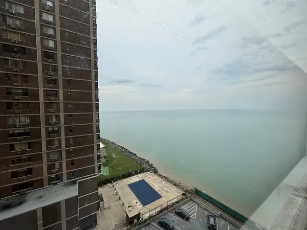 $136,000 | 6301 North Sheridan Road, Unit 11N, Chicago, IL 60660