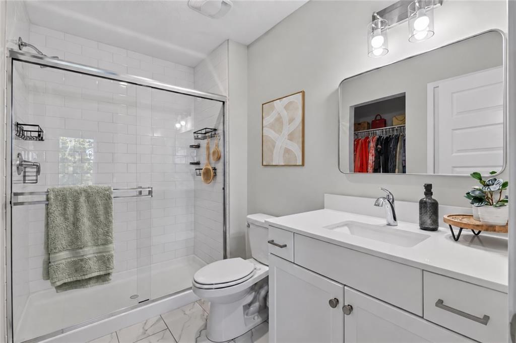 8828 Southwest 9th Street Lee's Summit, MO 64081 - Photo 15 of 29 Gallery Image 15