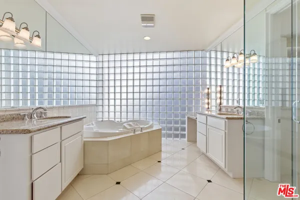 $14,500 | 8120 Billowvista Drive, Playa del Rey, CA 90293