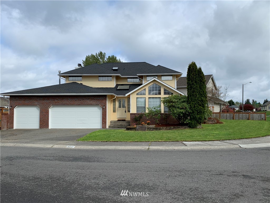 19017 104th Place Southeast Renton, WA 98055 - Photo 1 of 23
