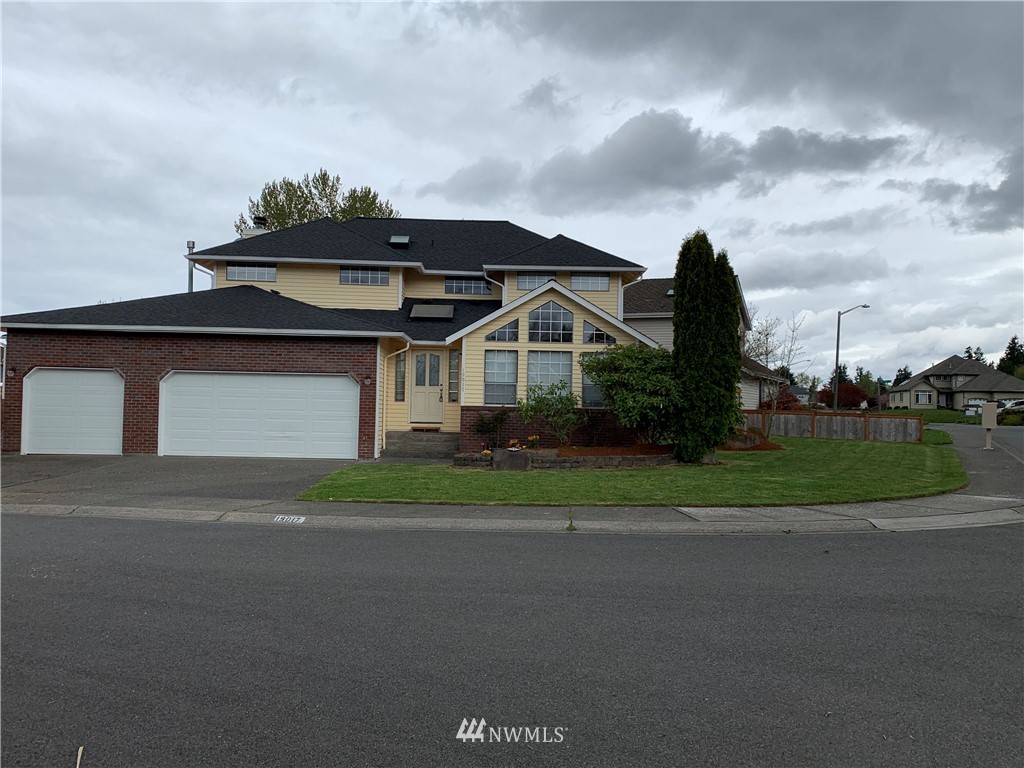 19017 104th Place Southeast Renton, WA 98055 - Photo 2 of 23