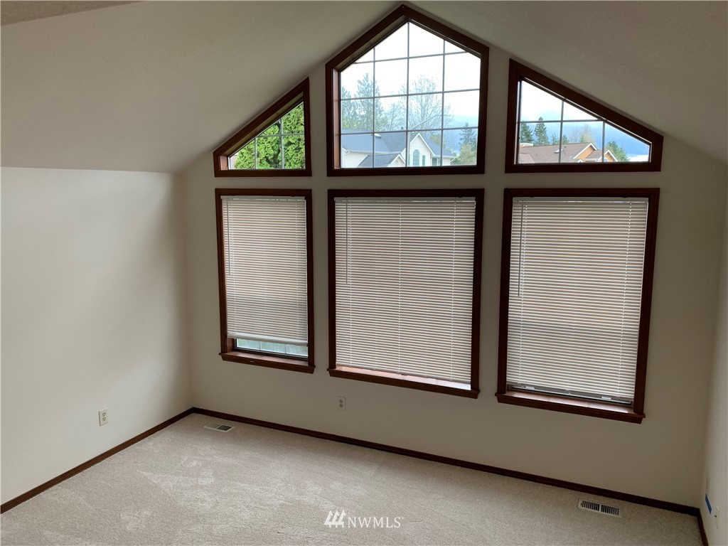 19017 104th Place Southeast Renton, WA 98055 - Photo 18 of 23