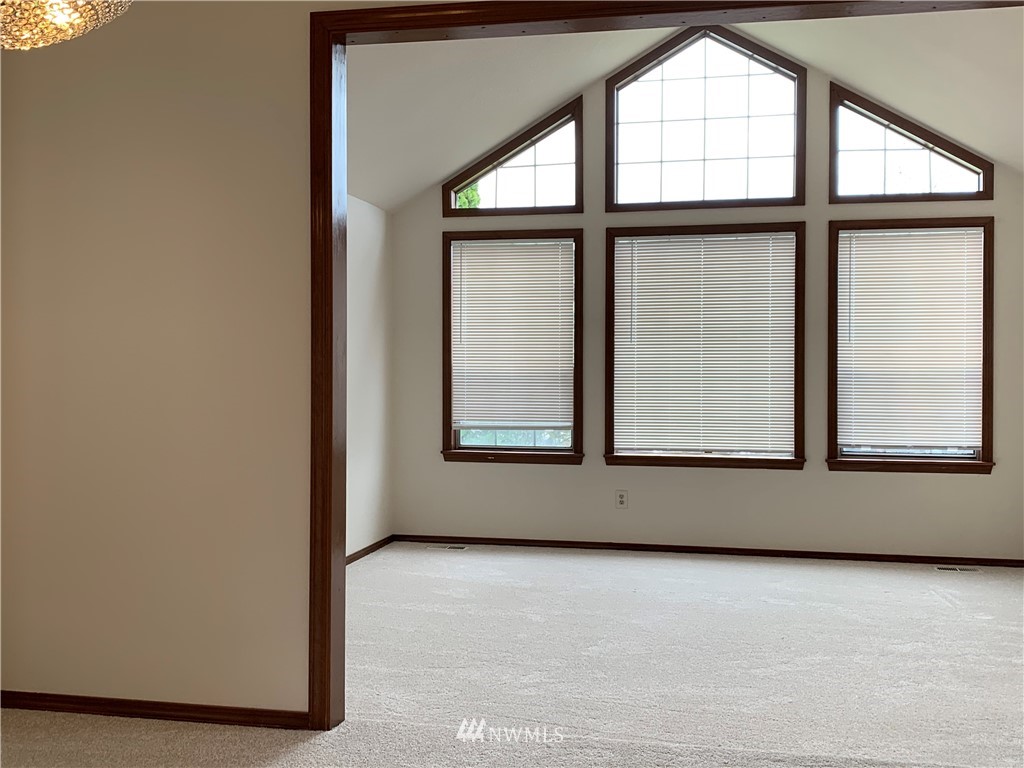 19017 104th Place Southeast Renton, WA 98055 - Photo 20 of 23