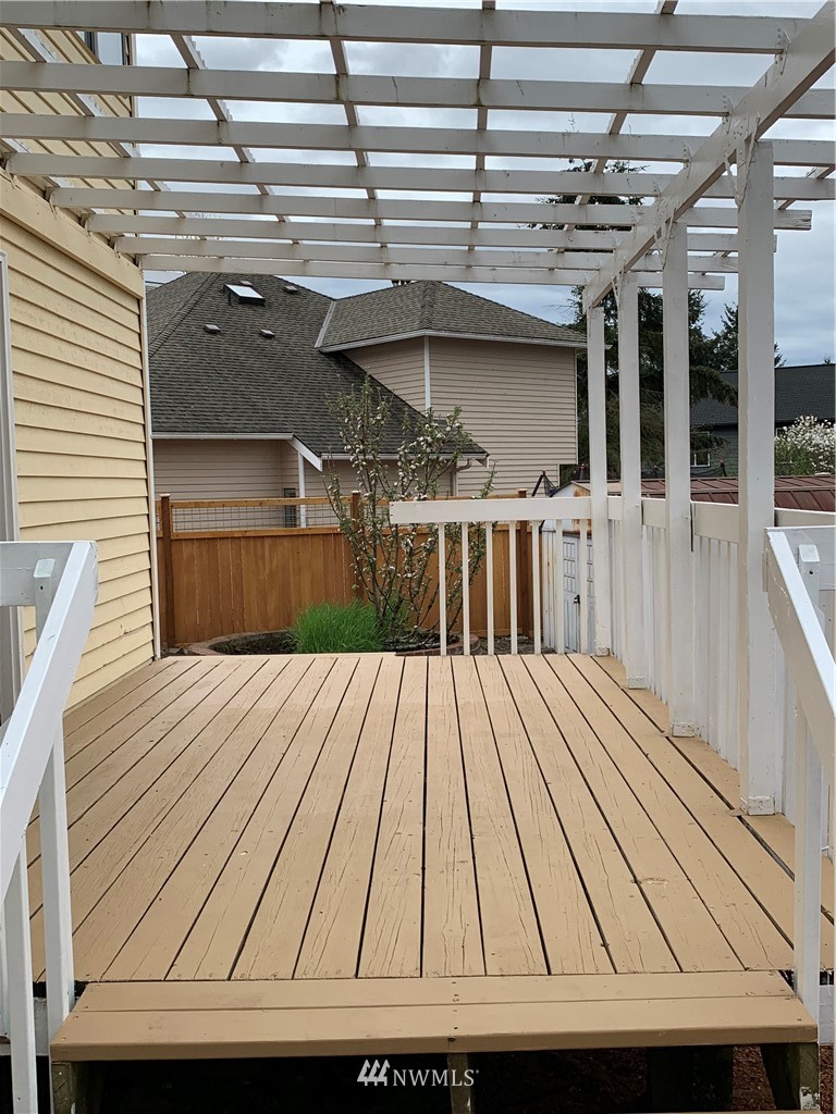 19017 104th Place Southeast Renton, WA 98055 - Photo 21 of 23