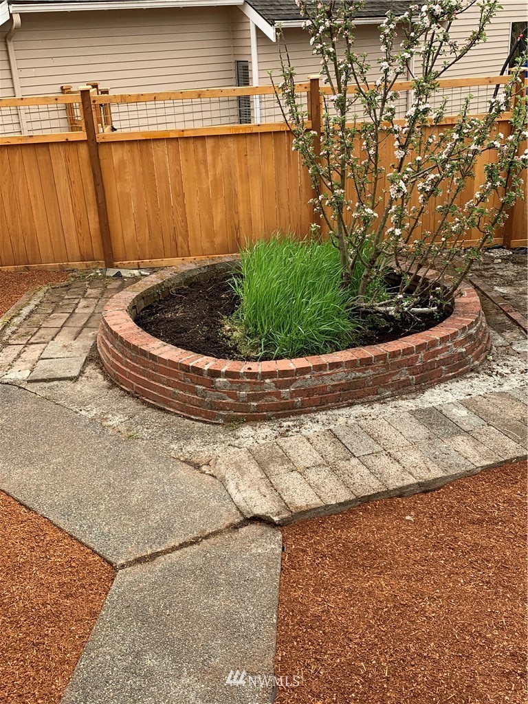 19017 104th Place Southeast Renton, WA 98055 - Photo 22 of 23