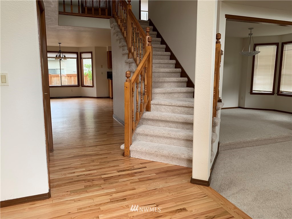 19017 104th Place Southeast Renton, WA 98055 - Photo 4 of 23