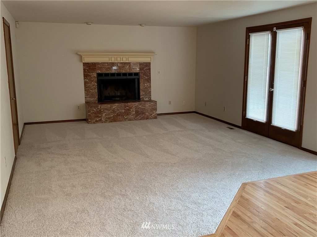 19017 104th Place Southeast Renton, WA 98055 - Photo 7 of 23
