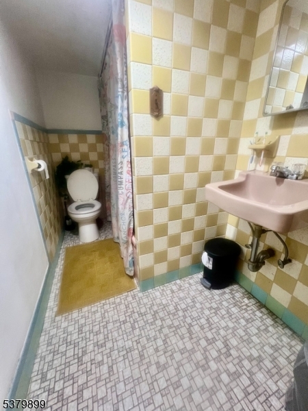 168 Christie Street, Unit 2 Newark, NJ 07105 - Photo 7 of 8