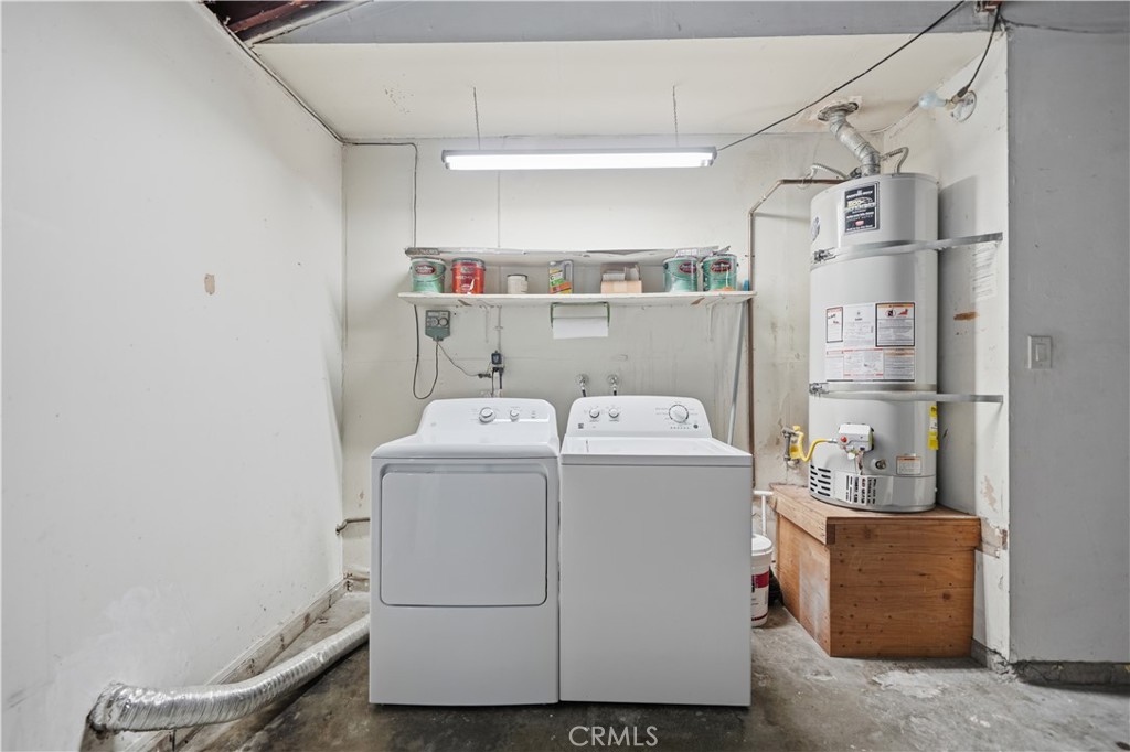 11709 Pounds Avenue Whittier, CA 90604 - Photo 29 of 39 Included washer & dryer in garage