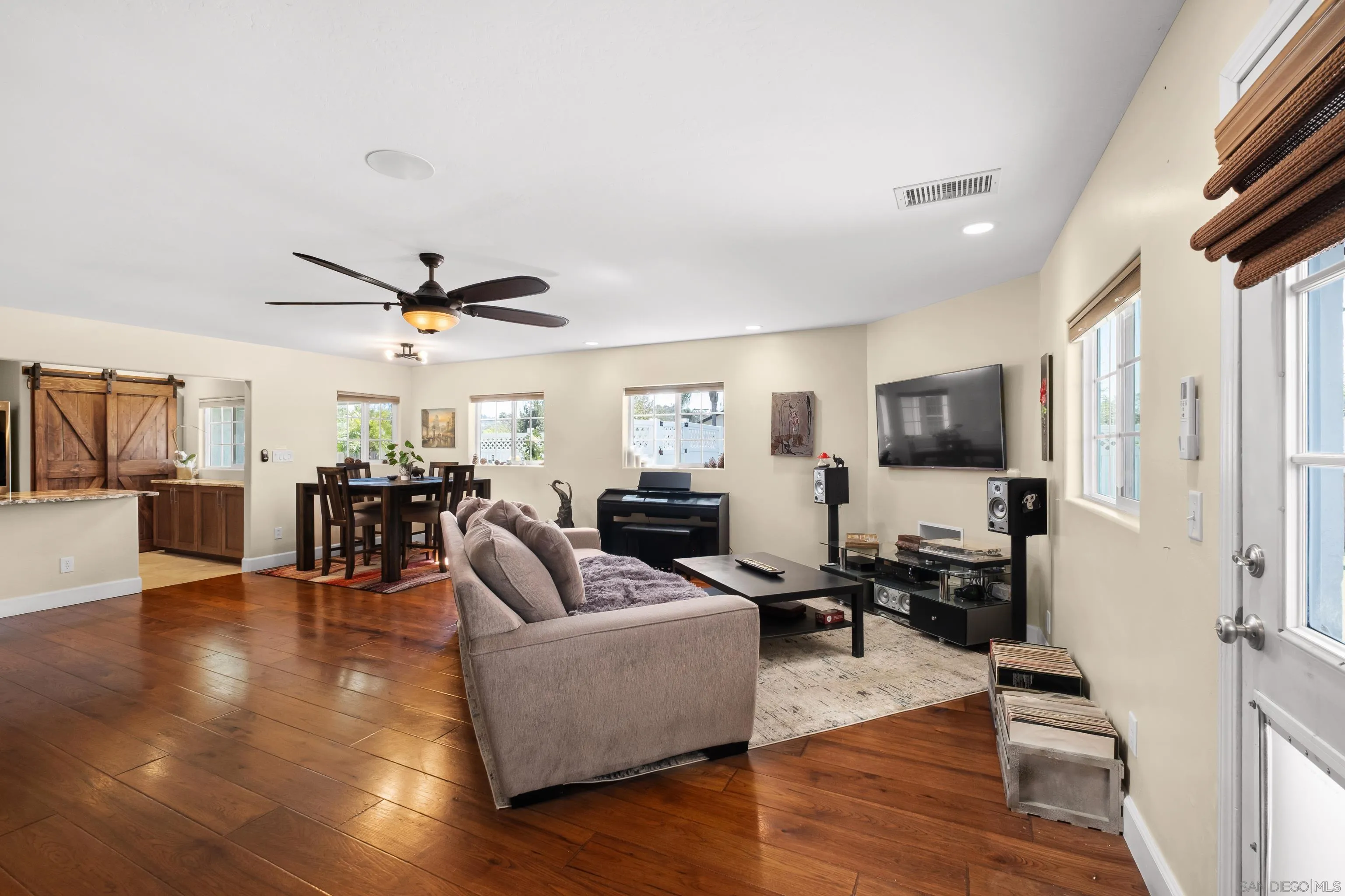 13406 Aubrey Street Poway, CA 92064 - Photo 16 of 36