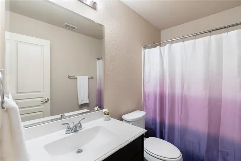 $379,000 | 500 Harding Lane, Lavon, TX 75166