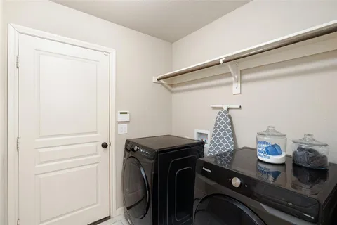 $379,000 | 500 Harding Lane, Lavon, TX 75166