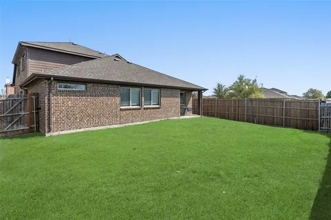 $379,000 | 500 Harding Lane, Lavon, TX 75166