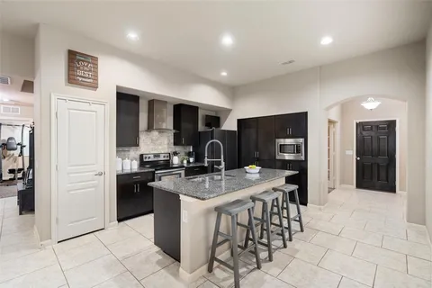 $379,000 | 500 Harding Lane, Lavon, TX 75166