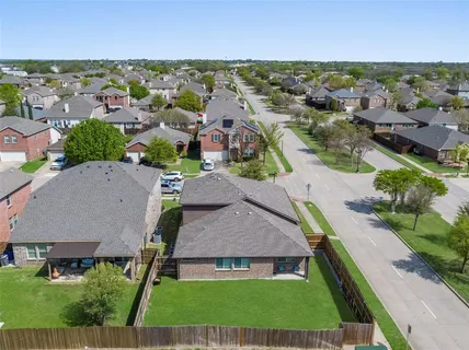 $379,000 | 500 Harding Lane, Lavon, TX 75166
