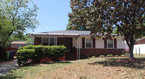 $1,700 | 2804 Newark Drive, Raleigh, NC 27610