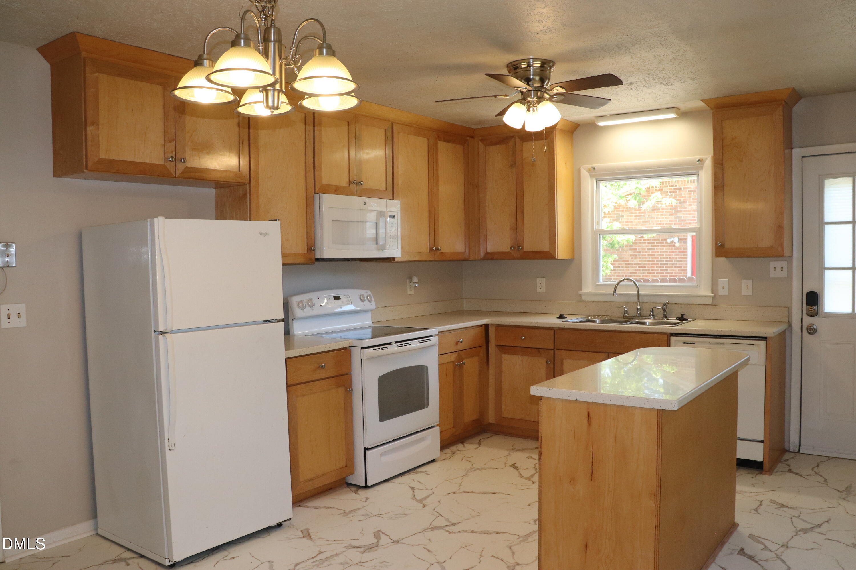 2804 Newark Drive Raleigh, NC 27610 - Photo 3 of 11 Kitchen