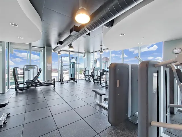 $3,500 | 777 North Ashley Drive, Unit 807, Tampa, FL 33602