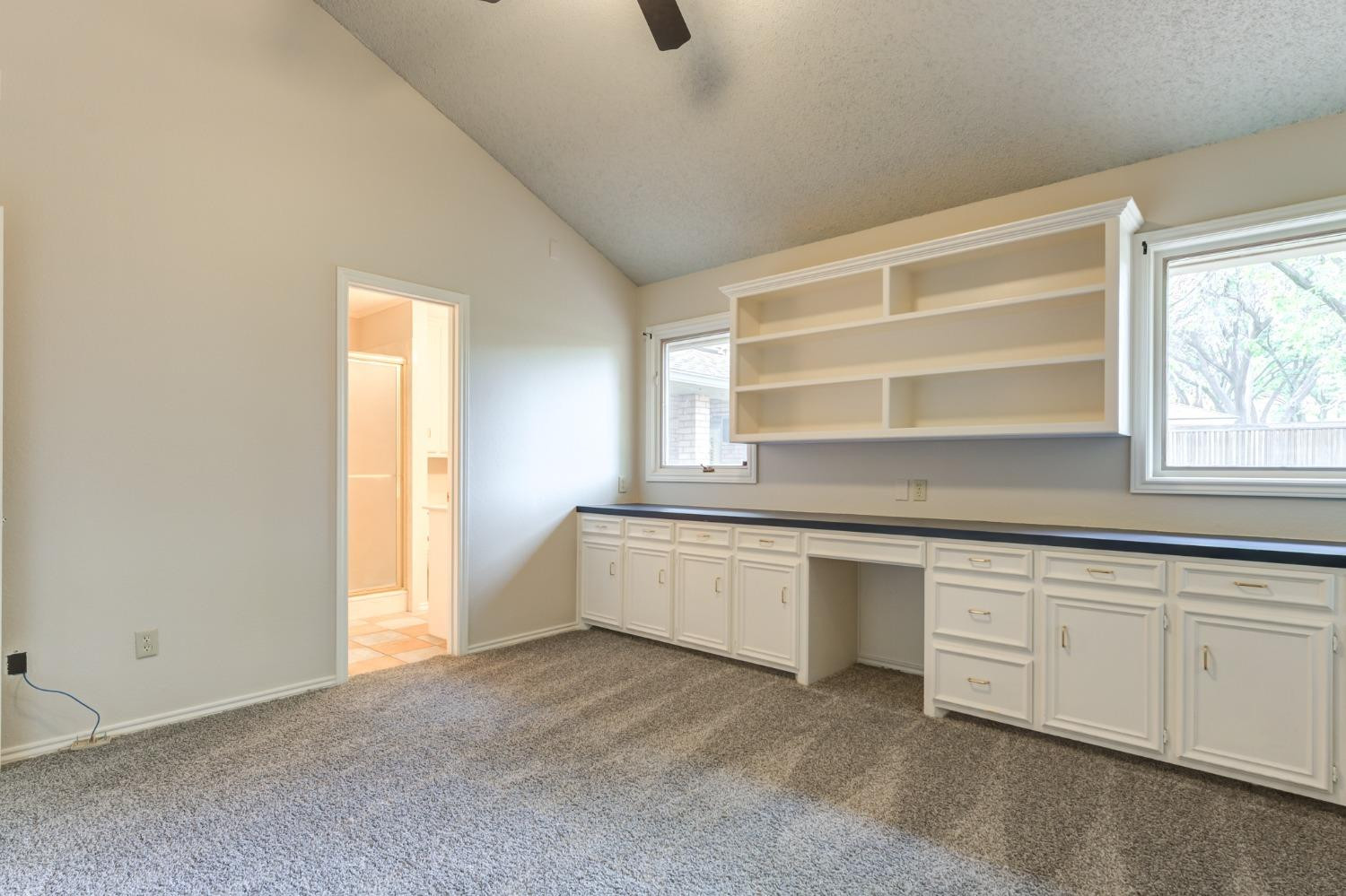 4002 88th Place Lubbock, TX 79423 - Photo 36 of 50 Second Guest Bedroom with Private Bath