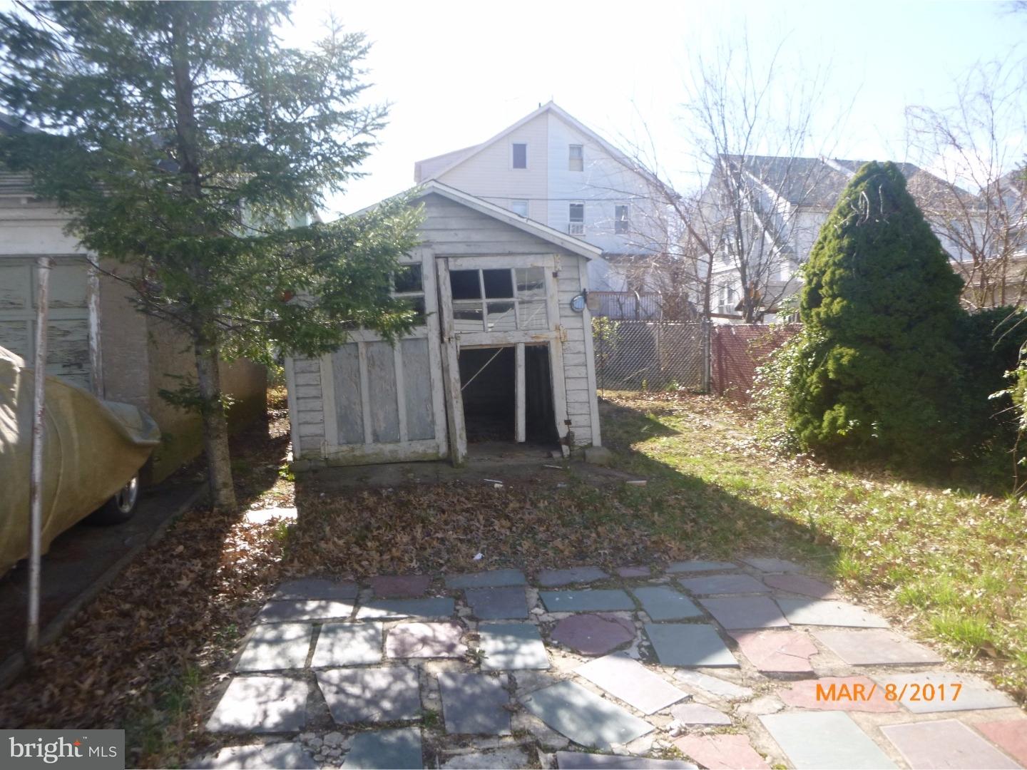 534 Arbor Road Lansdowne, PA 19050 - Photo 4 of 17 Garage