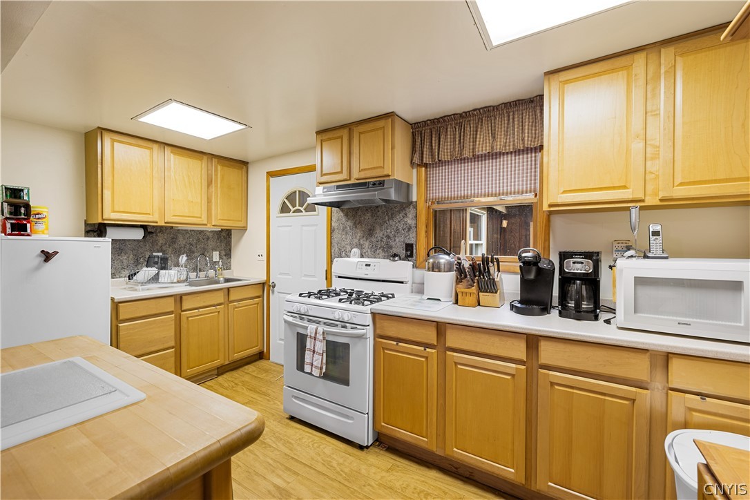 248 French Road Hoffmeister, NY 13353 - Photo 6 of 22