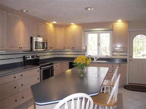 41 Randall Road Stow, MA 01775 - Photo 3 of 30