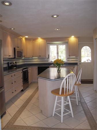 41 Randall Road Stow, MA 01775 - Photo 5 of 30