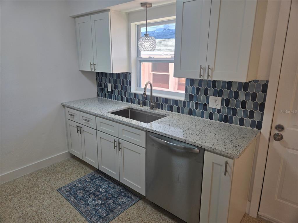 13150 3rd Street East Madeira Beach, FL 33708 - Photo 11 of 25