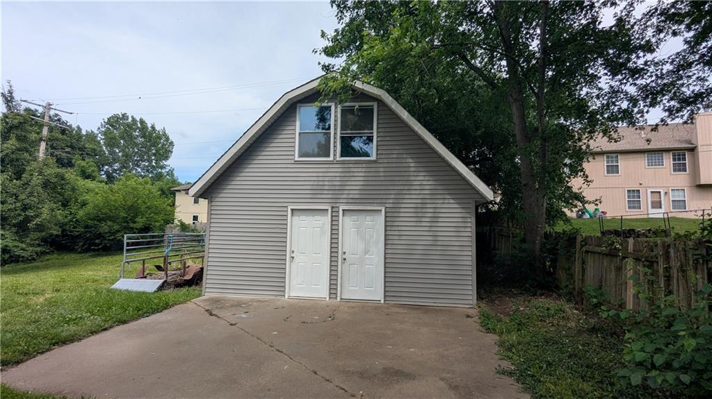 2005 North Plymouth Road Independence, MO 64058 - Photo 61 of 69