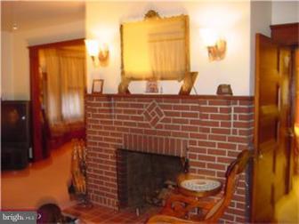 318 Heulings Avenue Riverside, NJ 08075 - Photo 4 of 6