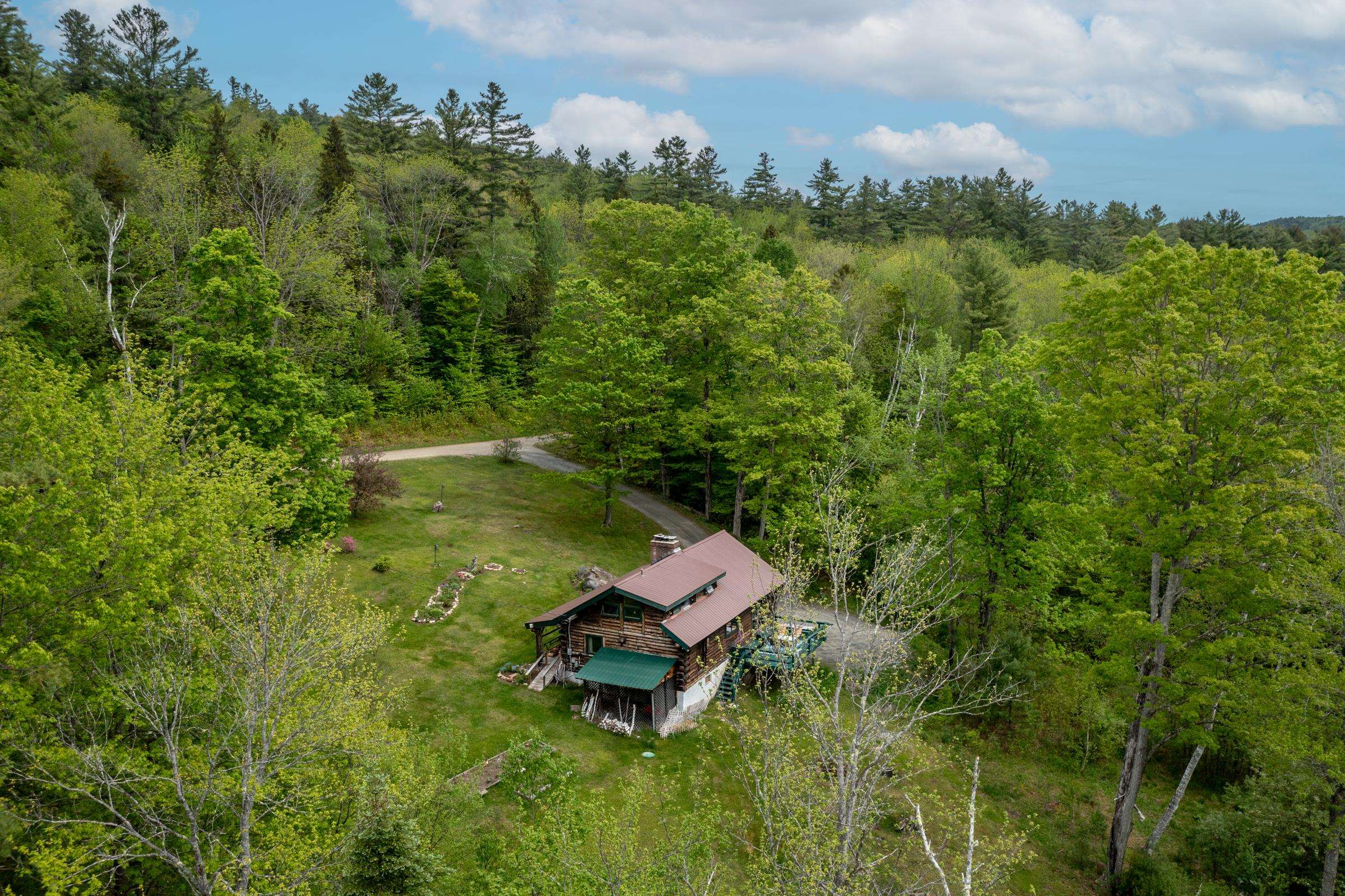 287 Powder Mill Road Londonderry, VT 05148 - Photo 8 of 58