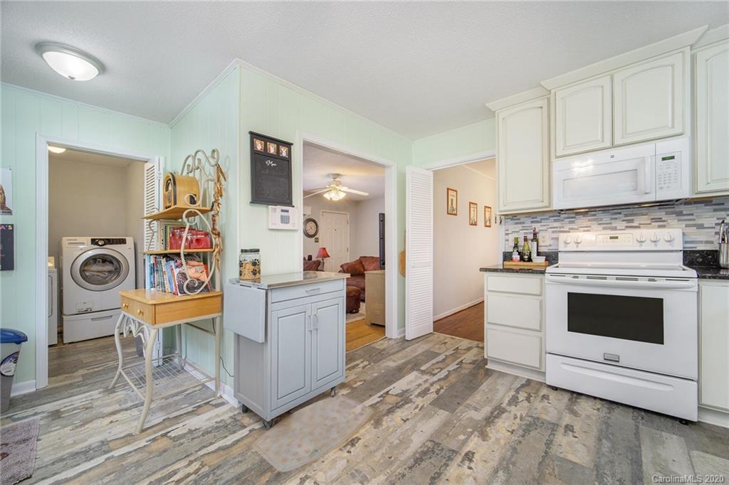 2062 Eastview Road Rock Hill, SC 29732 - Photo 12 of 27 Gallery Image 12