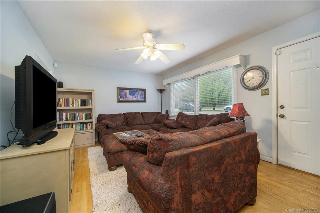 2062 Eastview Road Rock Hill, SC 29732 - Photo 5 of 27 Gallery Image 5