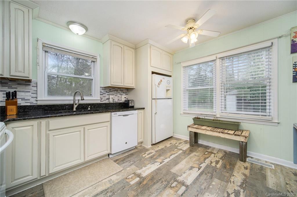 2062 Eastview Road Rock Hill, SC 29732 - Photo 10 of 27 Gallery Image 10