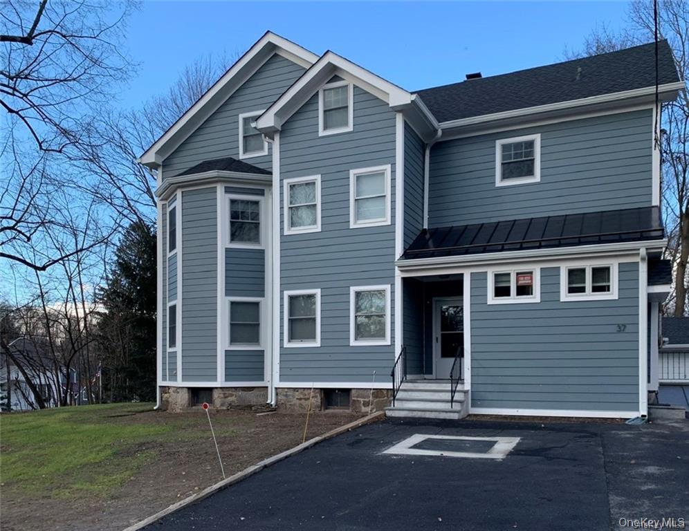 37 Edgemont Road, Unit 2A Katonah, NY 10536 - Photo 1 of 9