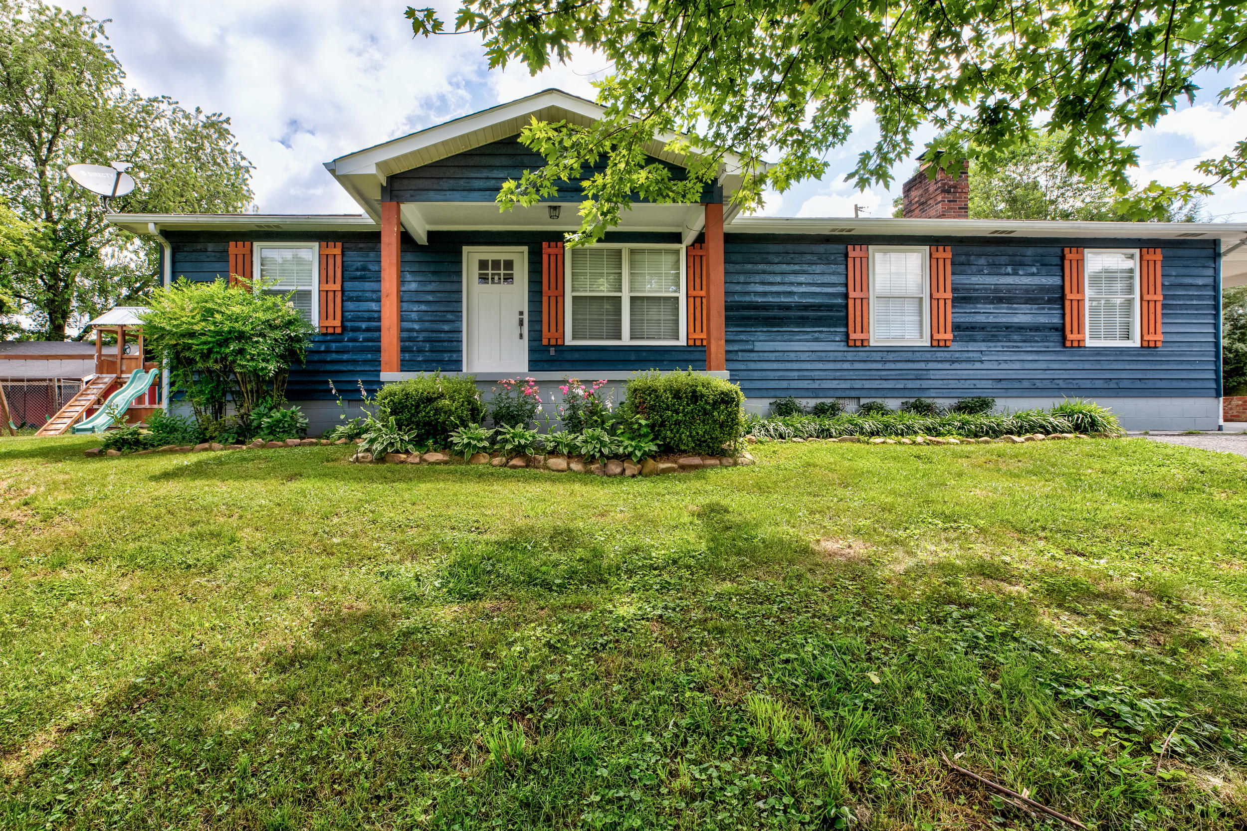 131 Rising Lane La Follette, TN 37766 - Photo 1 of 25 Welcome Home